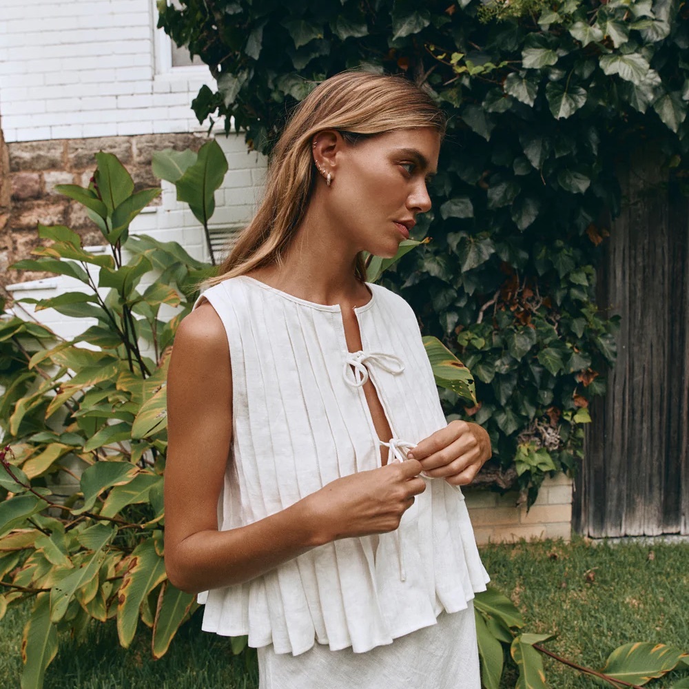 Cotton & Linen Bow Tie Front Tank Top